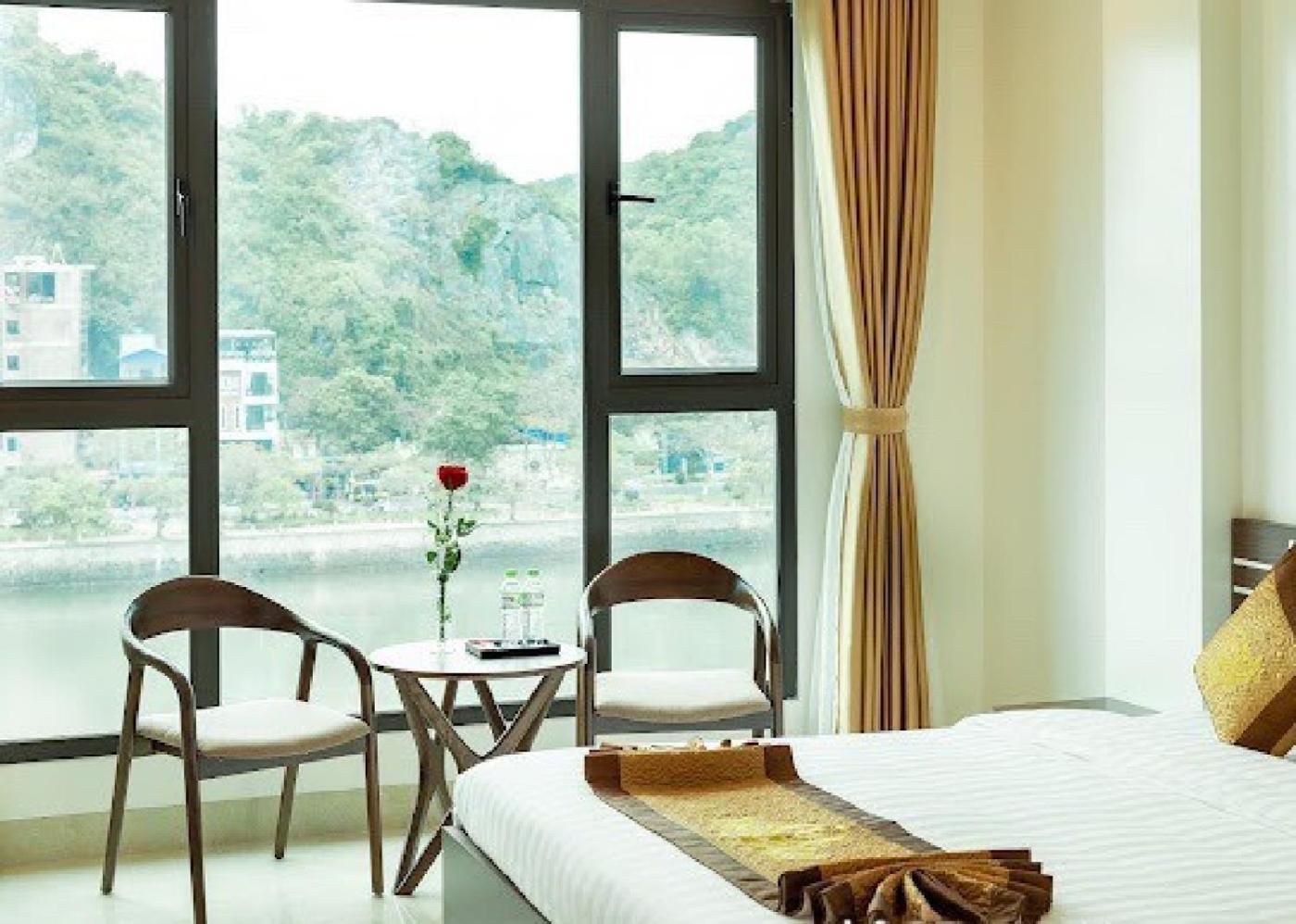Tung Quang Hotel Dong Khe Sau Exterior photo